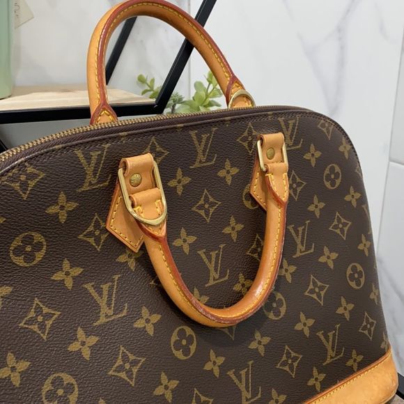 LOUIS VUITTON Monogram Alma PM - Picture 8 of 14